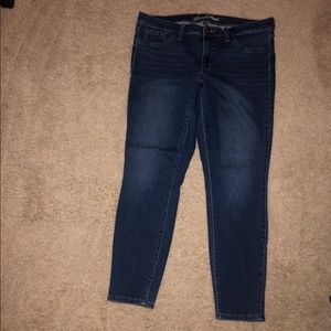 Universal thread jeans